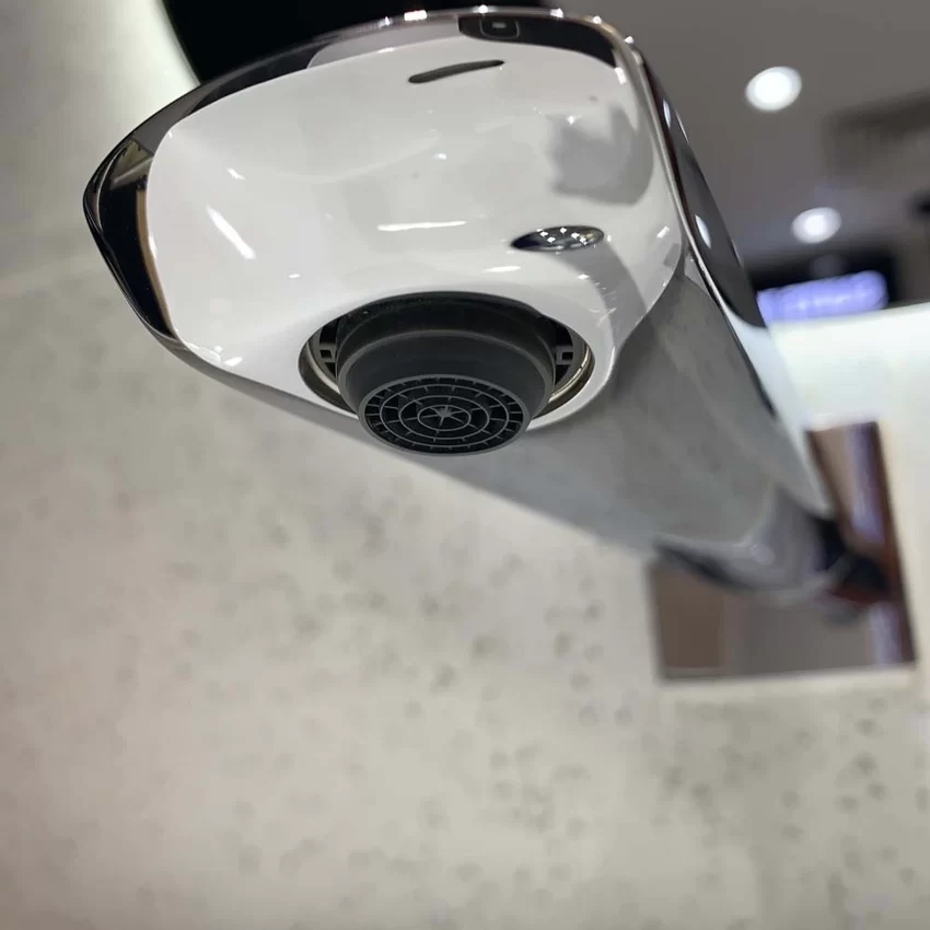 Vòi lavabo nóng lạnh gắn tường GR TOTO TLG02311BB (TLG02311B) 15 Vòi lavabo nóng lạnh gắn tường GR TOTO TLG02311BB (TLG02311B)