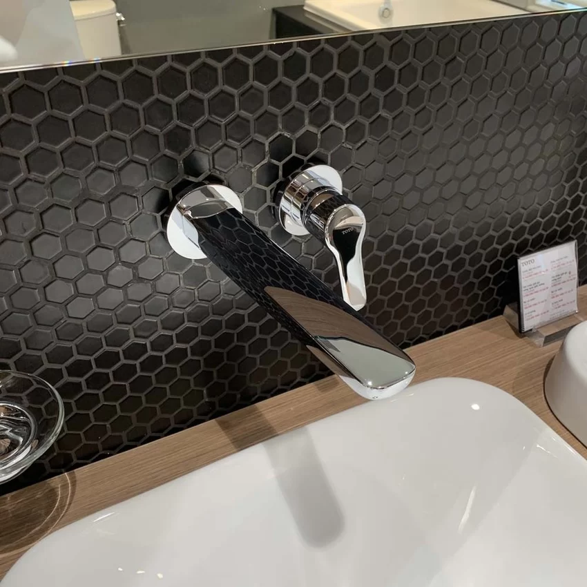 Vòi lavabo nóng lạnh gắn tường GS TOTO TLG03308BB (TLG03308B) 30 Chi tiết vòi lavabo nóng lạnh TOTO TLG03308BB