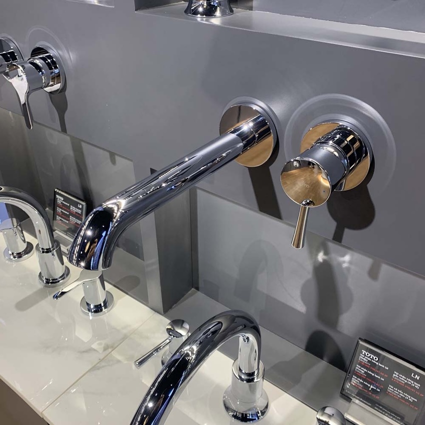 Vòi Lavabo Nóng Lạnh Gắn Tường LN TOTO TLS02308B - Ảnh 1