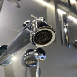 Vòi lavabo nóng lạnh gắn tường LN TOTO TLS02308B