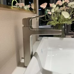 Vòi lavabo nóng lạnh GB TOTO TLG10303V