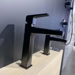 Vòi lavabo nóng lạnh GB TOTO TLG10303V