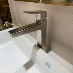 Vòi lavabo nóng lạnh GB TOTO TLG10303V