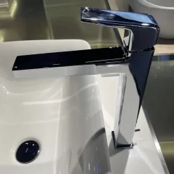 Vòi lavabo nóng lạnh GB TOTO TLG10305V