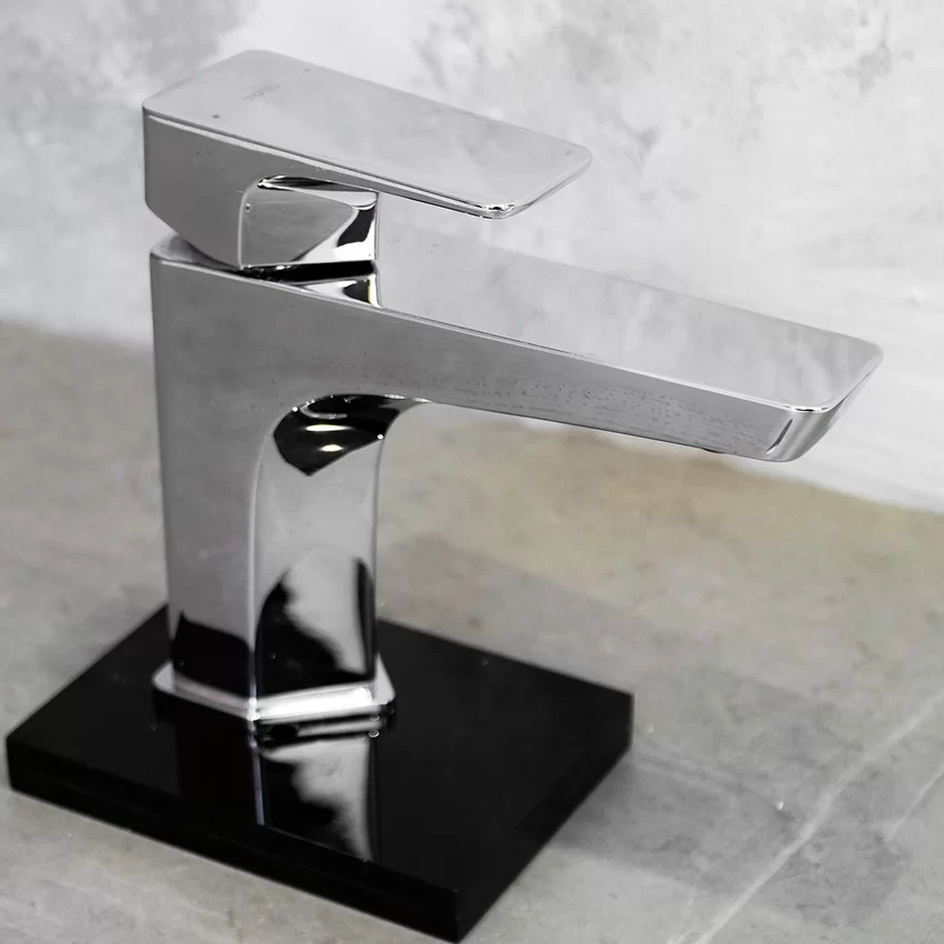 Ứng dụng vòi lavabo GE TOTO TLG07301V trong phòng tắm Ứng dụng vòi lavabo GE TOTO TLG07301V trong phòng tắm