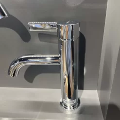 Vòi lavabo nóng lạnh GF TOTO TLG11301V