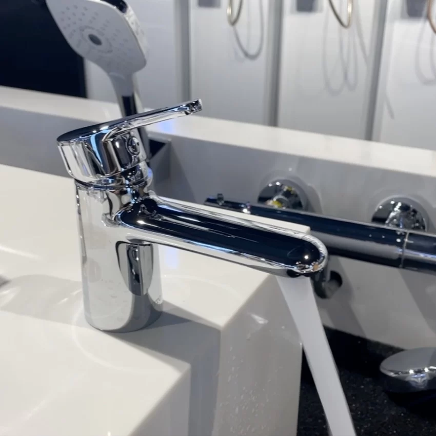 Chi tiết Vòi lavabo TOTO TVLM102NSR - TVLM102NSR Chi tiết Vòi lavabo TOTO TVLM102NSR - TVLM102NSR