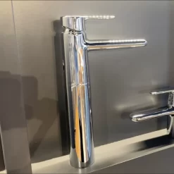 Vòi lavabo nóng lạnh New Standard TOTO TVLM112NS
