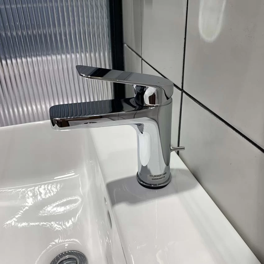 TOTO TTLR302F-1NR Vòi Lavabo Nóng Lạnh Rei-S TOTO TTLR302F-1NR - TTLR302F-1NR