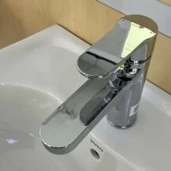 Vòi lavabo nóng lạnh TOTO TLS06301V1 14 Vòi lavabo nóng lạnh TOTO TLS06301V1