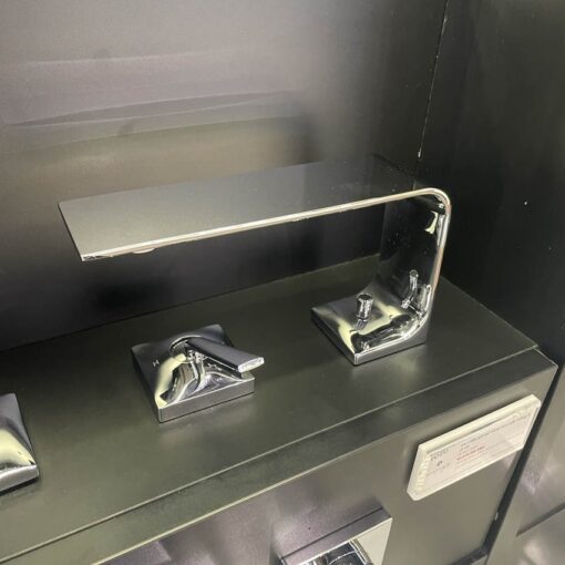 Vòi lavabo nóng lạnh ZL TOTO TLP02301B