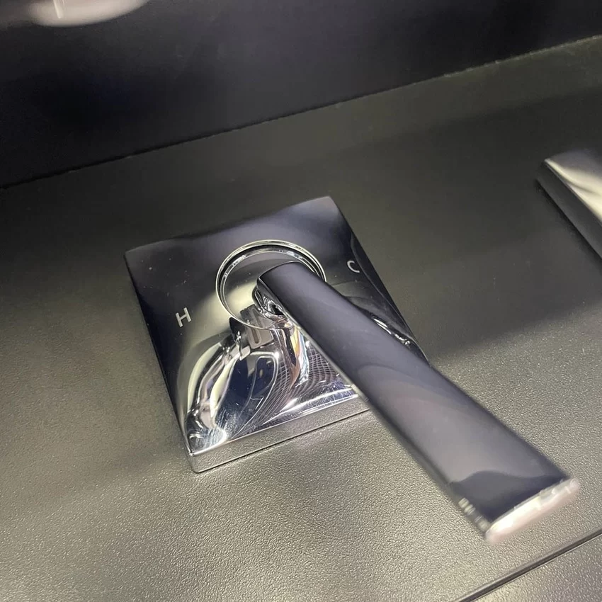 Vòi lavabo nóng lạnh ZL TOTO TLP02301B 25 Ưu điểm nổi bật của vòi lavabo nóng lạnh ZL TOTO TLP02301B - Sản phẩm TLP02301B