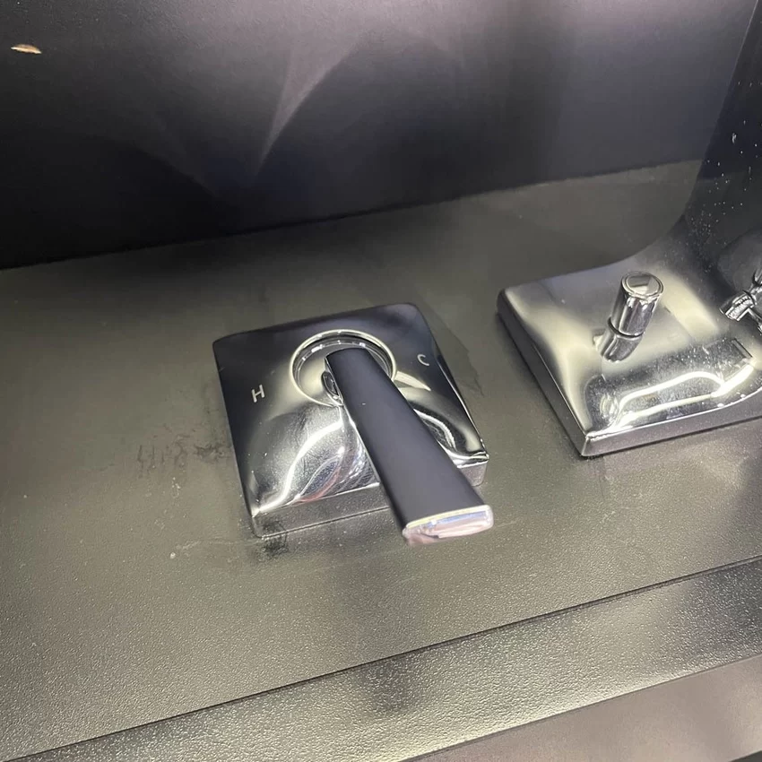 Vòi lavabo nóng lạnh ZL TOTO TLP02304B 13 Vòi lavabo nóng lạnh ZL TOTO TLP02304B