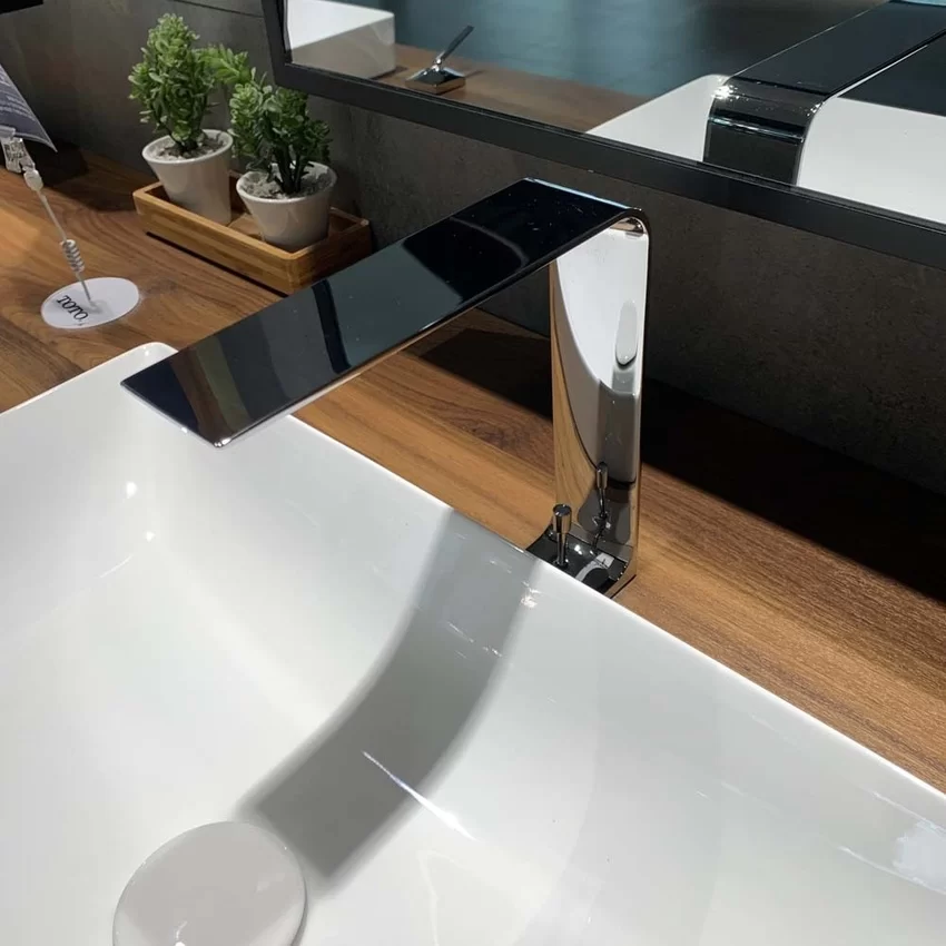 Vòi lavabo nóng lạnh ZL TOTO TLP02307B 34 Vòi lavabo nóng lạnh ZL TOTO TLP02307B