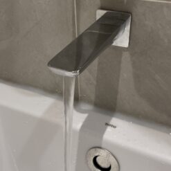 Vòi xả bồn âm tường GR TOTO TBG02001B
