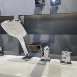 Vòi xả bồn tắm TOTO nóng lạnh TBG07305AA (TBG07305A) 11 Vòi xả bồn tắm TOTO nóng lạnh TBG07305AA (TBG07305A)