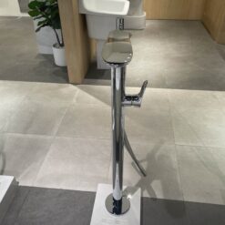 Vòi xả bồn tắm TOTO TBG01306BA đặt sàn nóng lạnh