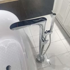 Vòi xả bồn tắm TOTO TBG01306BA đặt sàn nóng lạnh 26 Vòi xả bồn tắm TOTO TBG01306BA đặt sàn nóng lạnh