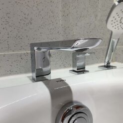 Vòi xả bồn tắm TOTO TBG02202A nóng lạnh kèm tay sen 14 Vòi xả bồn tắm TOTO TBG02202A nóng lạnh kèm tay sen