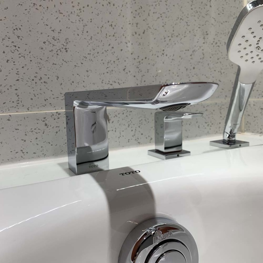 Vòi xả bồn TOTO chất lượng vượt trội Vòi xả bồn TOTO chất lượng cao