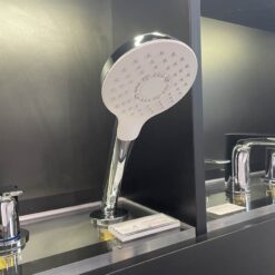 Vòi xả bồn tắm TOTO TBG03202BB nóng lạnh kèm tay sen