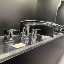 Vòi xả bồn tắm TOTO TBG09201B nóng lạnh