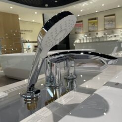 Vòi xả bồn tắm TOTO TBG09305AA nóng lạnh kèm tay sen