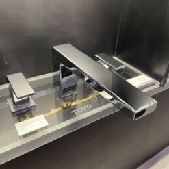 Vòi xả bồn tắm TOTO TBG10201B nóng lạnh