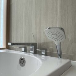 Vòi xả bồn tắm TOTO TBG10202A nóng lạnh kèm tay sen