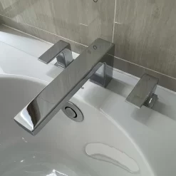 Vòi xả bồn tắm TOTO TBG10202A nóng lạnh kèm tay sen 12 Vòi xả bồn tắm TOTO TBG10202A nóng lạnh kèm tay sen