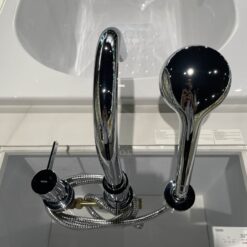 Vòi xả bồn tắm TOTO TBG11305AA nóng lạnh kèm tay sen