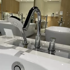 Vòi xả bồn tắm TOTO TBG11305AA nóng lạnh kèm tay sen 16 Vòi xả bồn tắm TOTO TBG11305AA nóng lạnh kèm tay sen