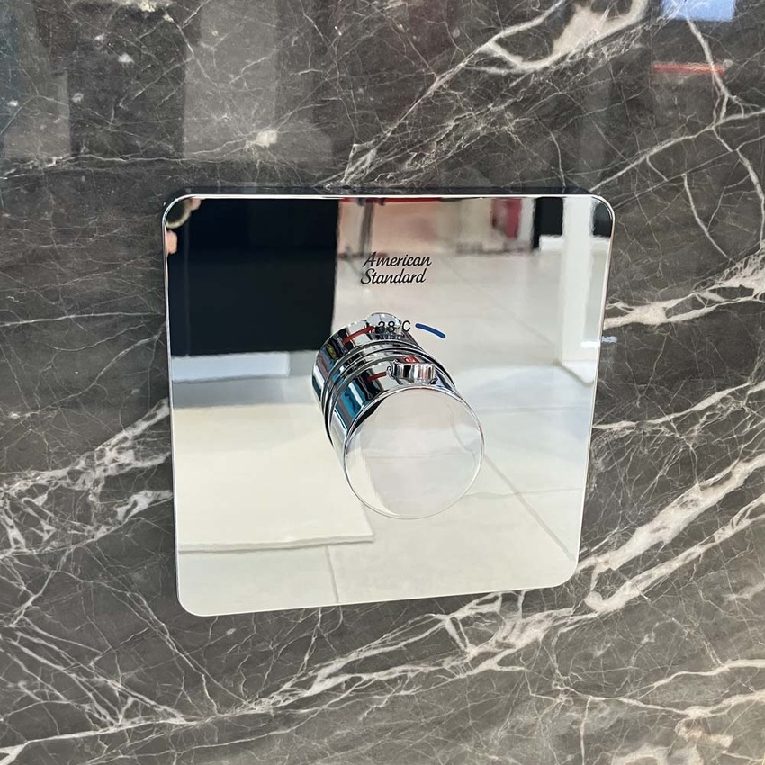 Cận cảnh bộ trộn nhiệt độ American Standard Cận cảnh bộ trộn nhiệt độ American Standard