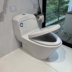 Bồn cầu 1 khối American Standard VF-2011 (VF2011) nắp êm dòng Active