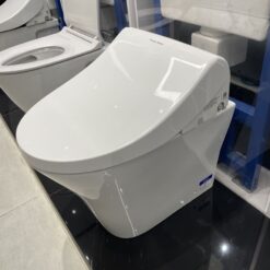 Bồn cầu đặt sàn American Standard VF-2141P (VF2141P) nắp êm