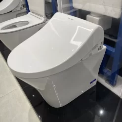Bồn cầu đặt sàn American Standard VF-2141P (VF2141P) nắp êm