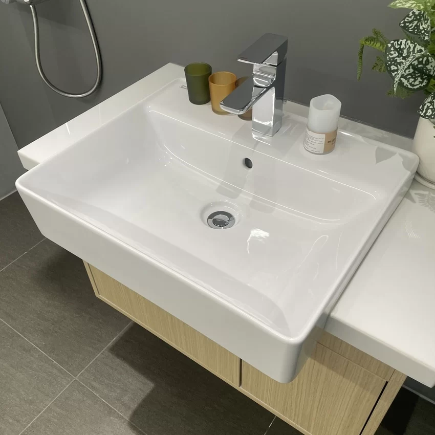 Chậu rửa mặt lavabo bán âm American Standard WP-F419 - Sản phẩm từ Hải Yến Home Chậu rửa mặt lavabo bán âm American Standard WP-F419 mặt trước
