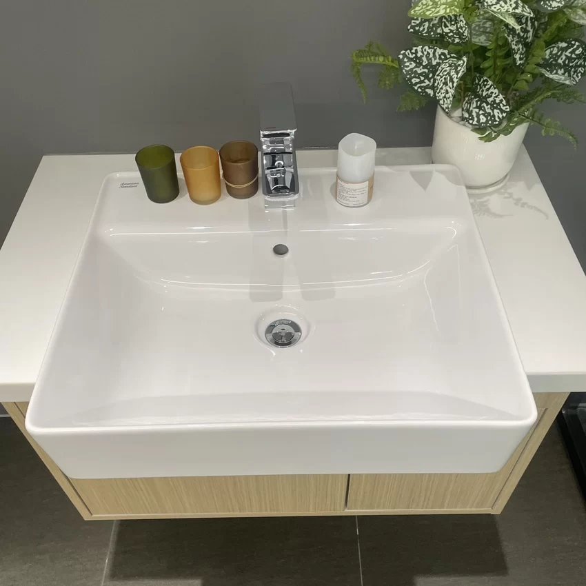 Chậu rửa mặt lavabo bán âm American Standard WP-F419 - Sản phẩm từ Hải Yến Home Chậu rửa mặt lavabo bán âm American Standard WP-F419 góc nhìn khác