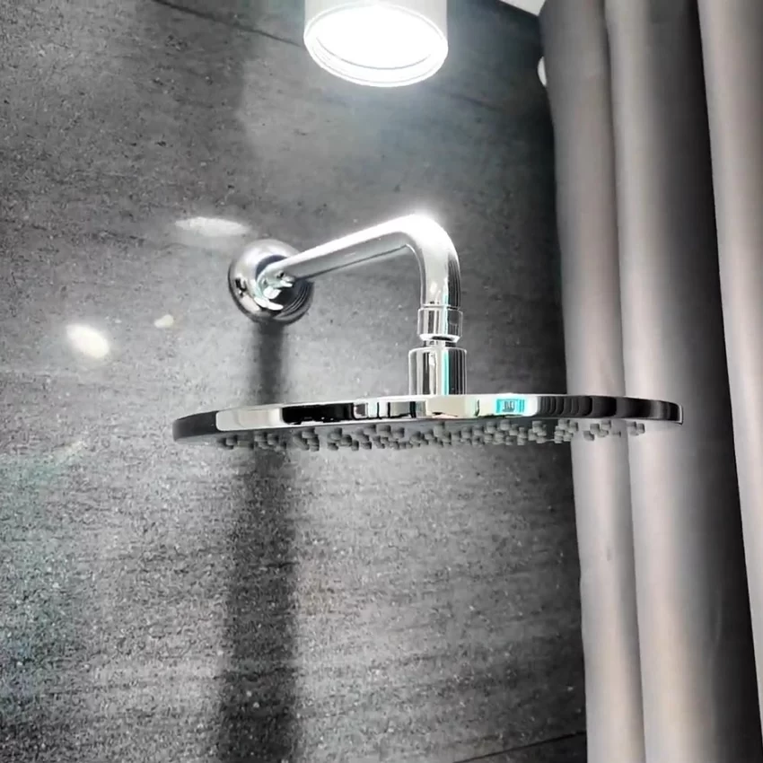 Trải nghiệm phòng tắm hiện đại cùng đầu sen tắm American Standard 250mm - SKU: FFASS036 Không gian thư giãn với đầu sen tắm American Standard - SKU: FFASS036