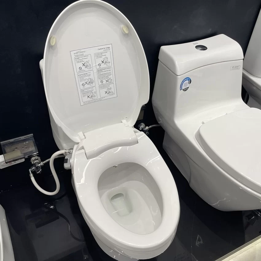 View side Nắp rửa cơ Slim American Standard SLIM00001-WT Nắp rửa cơ Slim American Standard SLIM00001-WT