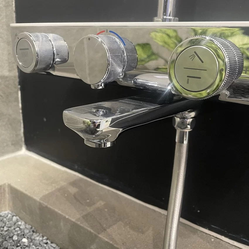 Sen tắm cây đứng cảm biến nhiệt American Standard EasySET WF-4956 (WF4956) 20 Sen tắm cây đứng cảm biến nhiệt American Standard EasySET WF-4956 (WF4956)