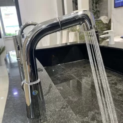 Vòi chậu lavabo dây rút nóng lạnh Caesar B900CU