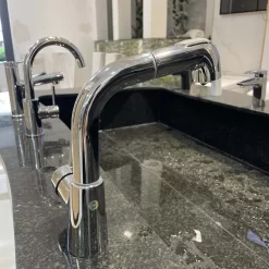 Vòi chậu lavabo dây rút nóng lạnh Caesar B900CU 20 Vòi chậu lavabo dây rút nóng lạnh Caesar B900CU