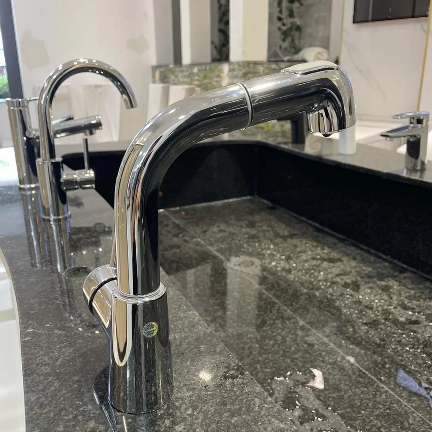 Vòi chậu lavabo dây rút nóng lạnh Caesar B900CU 9 Vòi chậu lavabo dây rút nóng lạnh Caesar B900CU