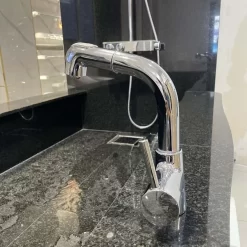 Vòi chậu lavabo dây rút nóng lạnh Caesar B900CU 21 Vòi chậu lavabo dây rút nóng lạnh Caesar B900CU