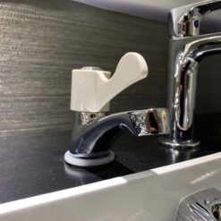 Vòi chậu lavabo lạnh Caesar B027C