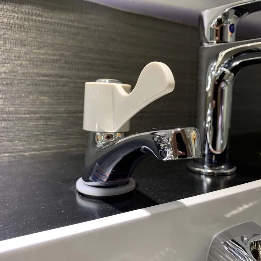 Vòi chậu lavabo lạnh Caesar B027C Vòi chậu lavabo lạnh Caesar B027C