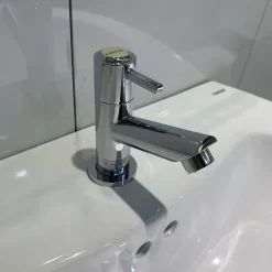 Vòi chậu lavabo lạnh Caesar B040C 16 Vòi chậu lavabo lạnh Caesar B040C