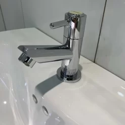 Vòi chậu lavabo lạnh Caesar B040C 18 Vòi chậu lavabo lạnh Caesar B040C