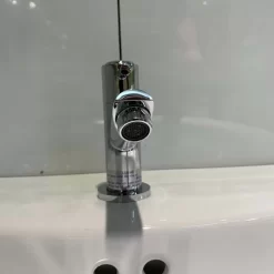 Vòi chậu lavabo lạnh Caesar B040C 21 Vòi chậu lavabo lạnh Caesar B040C